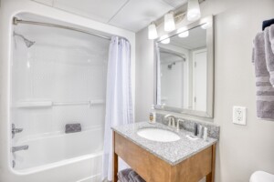 Camelot By The Sea Resort 1205 - Bathroom