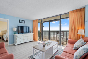 Beach Cove Resort 405 - Livingroom