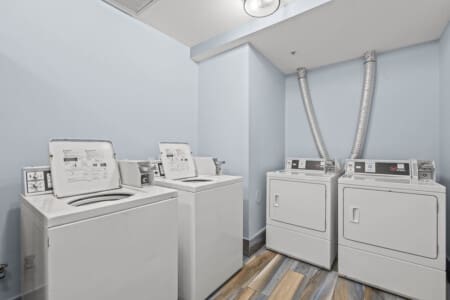 78396 422776 ChBWr0XMLDfpekwTcptIC50DsoaOUAvgIvsbm2NVEuM 68a211baed725.jpg