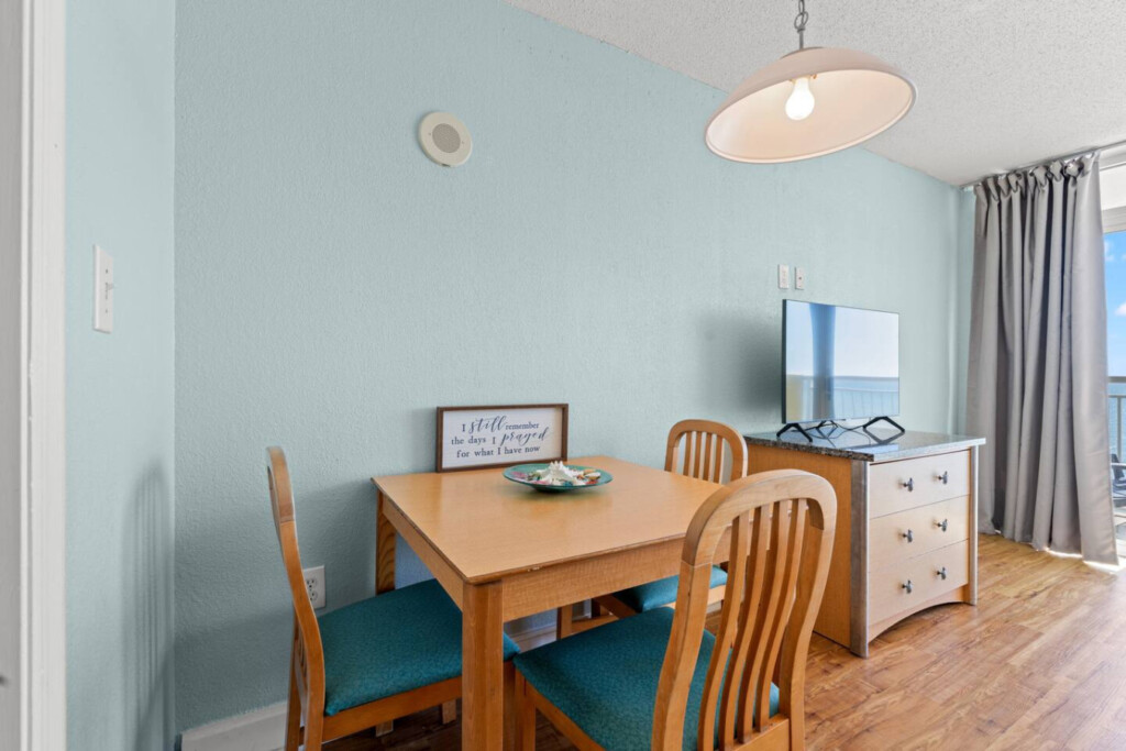 78396 439523 OwLktssApRkNy DM9n7BpZ8Ujo3zBw9C6d4863ETgZw 68e2d62620fc3.jpg