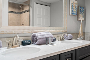 Beach Cove Resort 1421 - Bathroom Beach Cove Resort 1421 - Bathroom