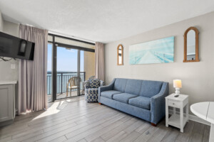 Beach Cove Resort 1421 - Living room Beach Cove Resort 1421 - Living room