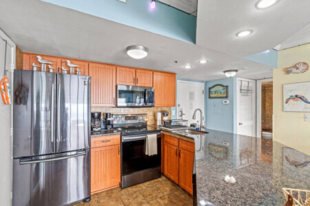 Palace Resort 1609 - Kitchen